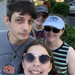 Meet your Posher, Chris